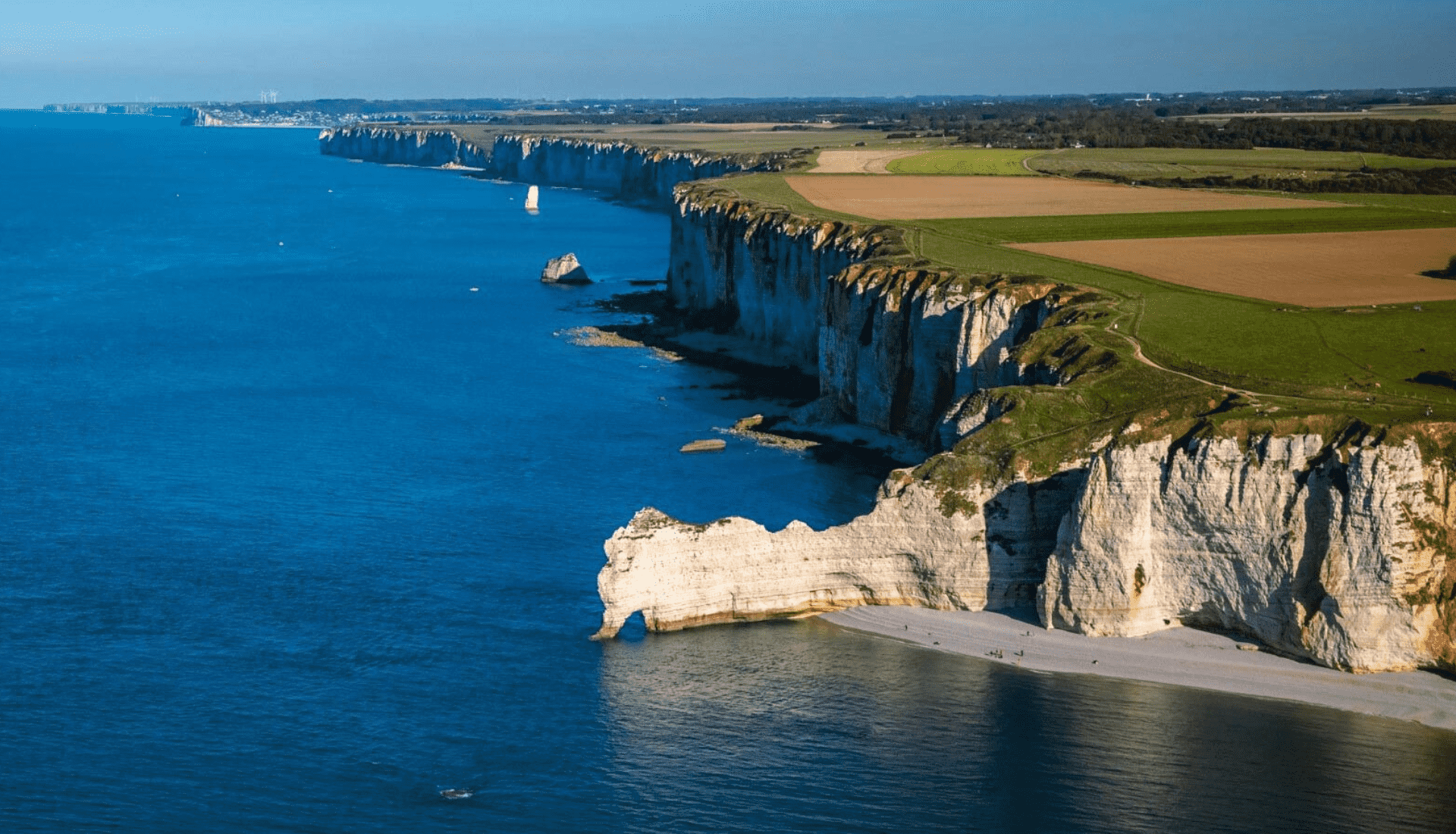 côte d'albâtre tourisme Normandie - auberge de la durdent Tourisme vallée de la Durdent - Visiter Héricourt-en-Caux - Attractions Normandie - Sites touristiques Normandie - Activités près de Rouen - Découverte Fécamp - Plages du Débarquement - Falaise d’Étretat